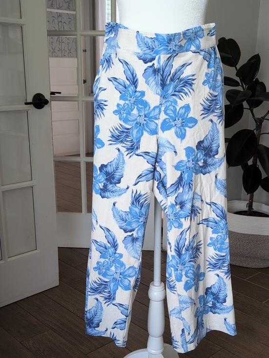 Draper'S & Damon'S Pants - Draper's & Damon's Women's Blue Floral Wide-Leg Linen Blend Cropped Pants Petite